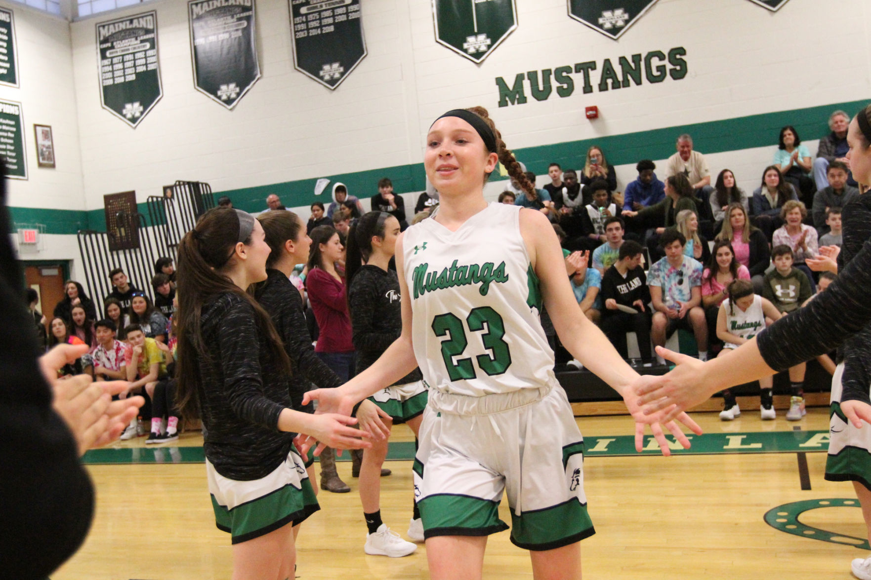 Mainland Middle girls CAL tournament